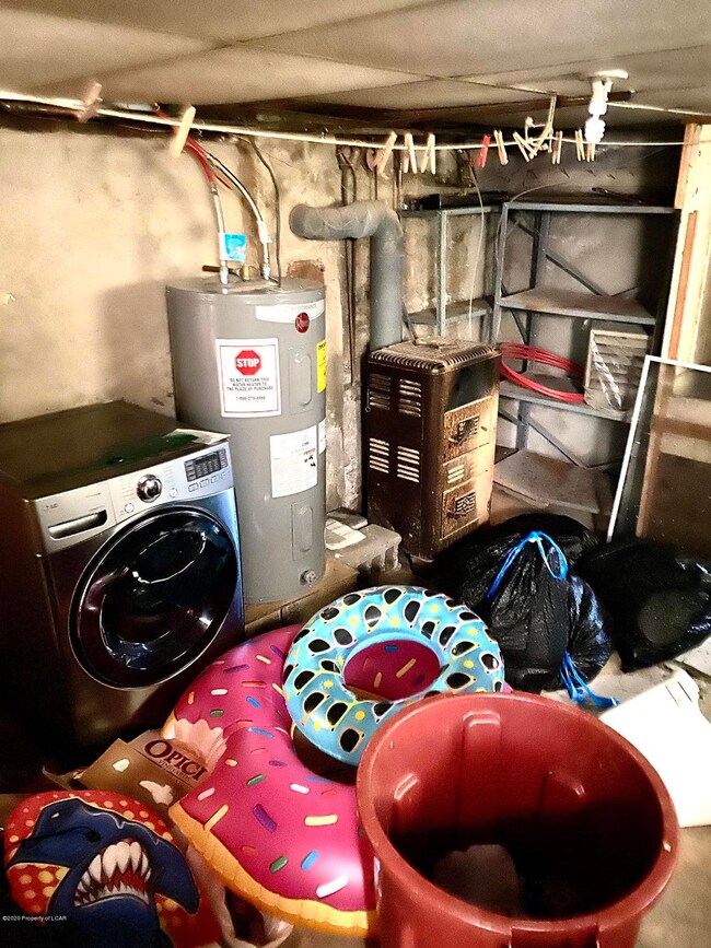 65 Pulaski St, Kingston, PA 18704 - photo 5