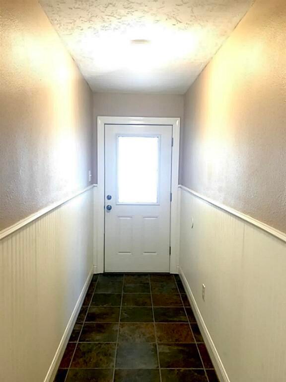 6402 Menwood Cir, Houston, TX 77088 - photo 3