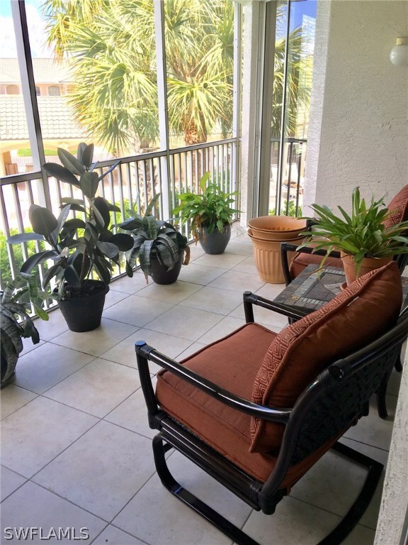 Relax and enjoy the warmth on your screened lanai.