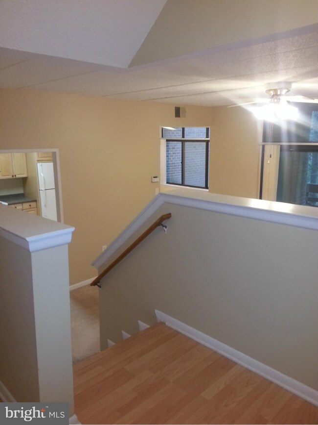 2106 Green Watch Way unit C, Reston, VA 20191 - photo 4