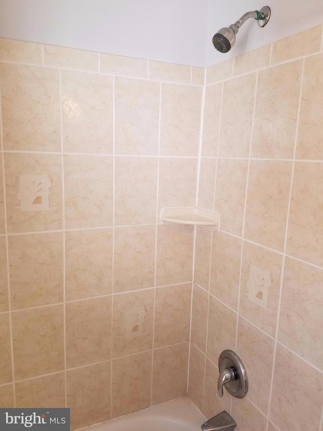 1553 19th St N unit 2, Arlington, VA 22209 - photo 7