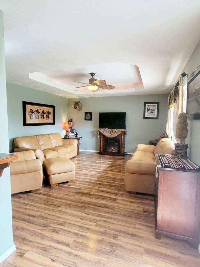 308 N Cheyenne 3