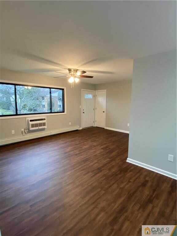 738 Cricket Ln, Woodbridge, NJ 07095 - photo 5