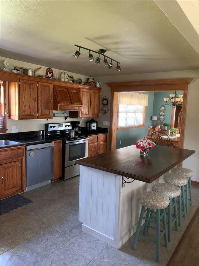 17034 Robinson Rd, Siloam Springs, AR 72761 - photo 4