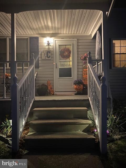 437 Leidy Ave, Woodbury, NJ 08096 - photo 2