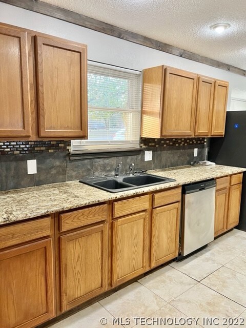 8915 S 200th East Ave, Broken Arrow, OK 74014 - photo 6