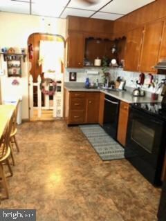 228 S 2nd Ave, Reading, PA 19611 - photo 7