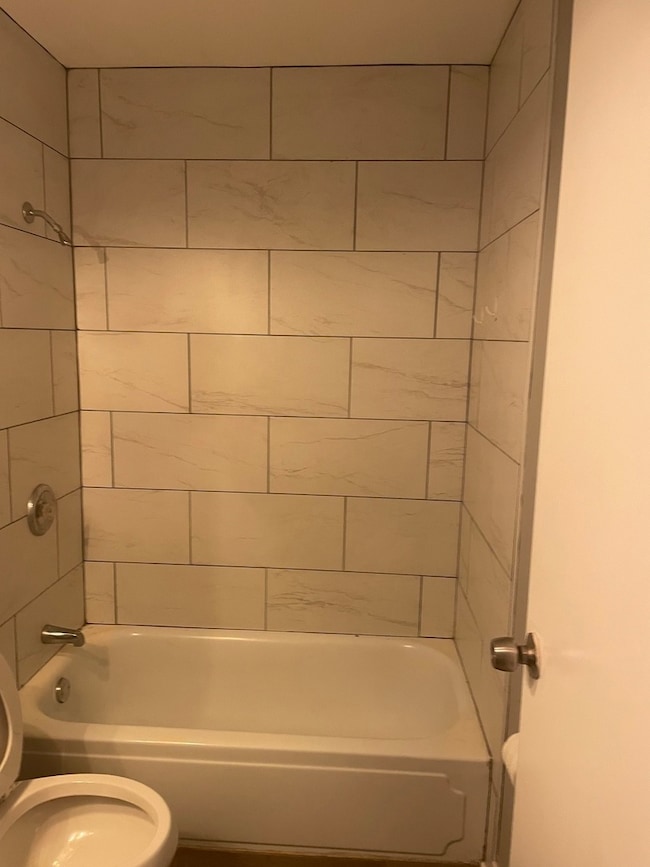 928 Jonathon Ct unit 304, Prospect Heights, IL 60070 - photo 5