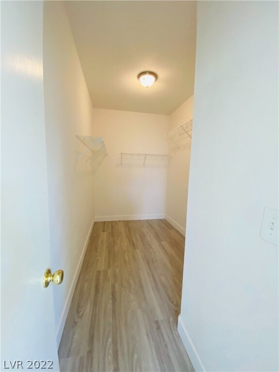 8289 Freshwater Pearl St, Las Vegas, NV 89139 - photo 5