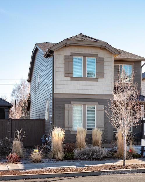 3460 SW 28th St, Redmond, OR 97756 - photo 2