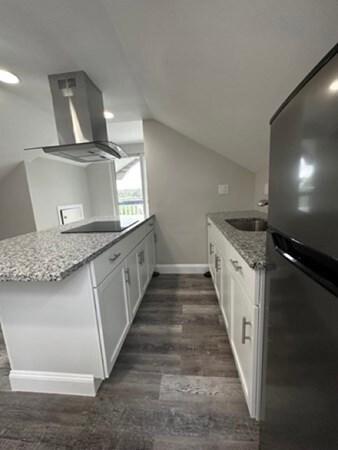 12 Armory St unit 3, Wakefield, MA 01880 - photo 3