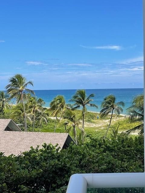 Starlight Towers unit 5H, Lauderdale By the Sea, FL 33308 - photo 7