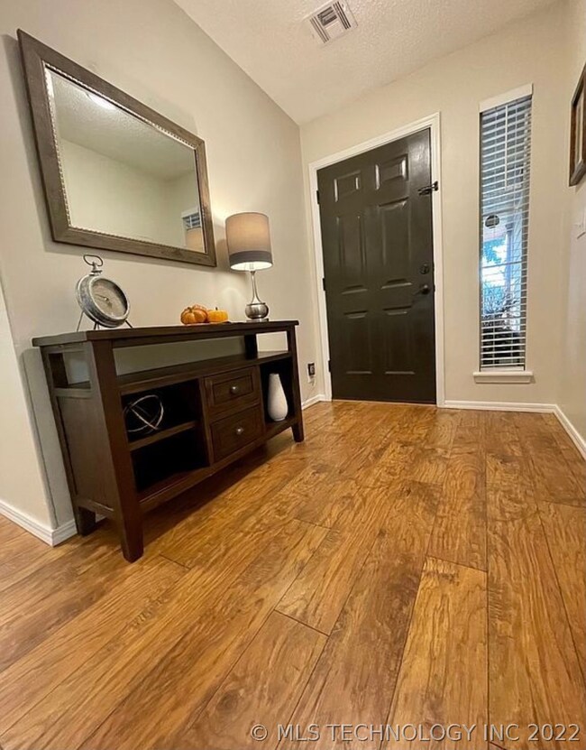 2501 W Gary St, Broken Arrow, OK 74012 - photo 5