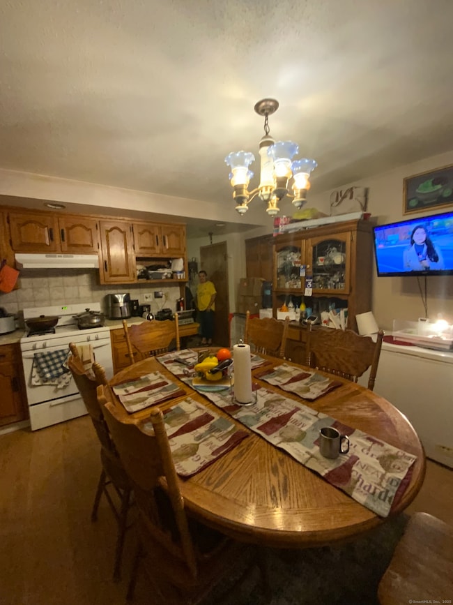 69 Mountford St unit 3A, Hartford, CT 06114 - photo 6