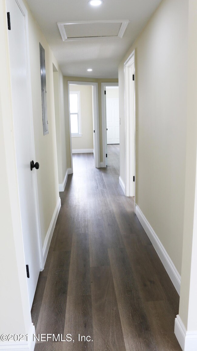 4763 Attleboro St, Jacksonville, FL 32205 - photo 5