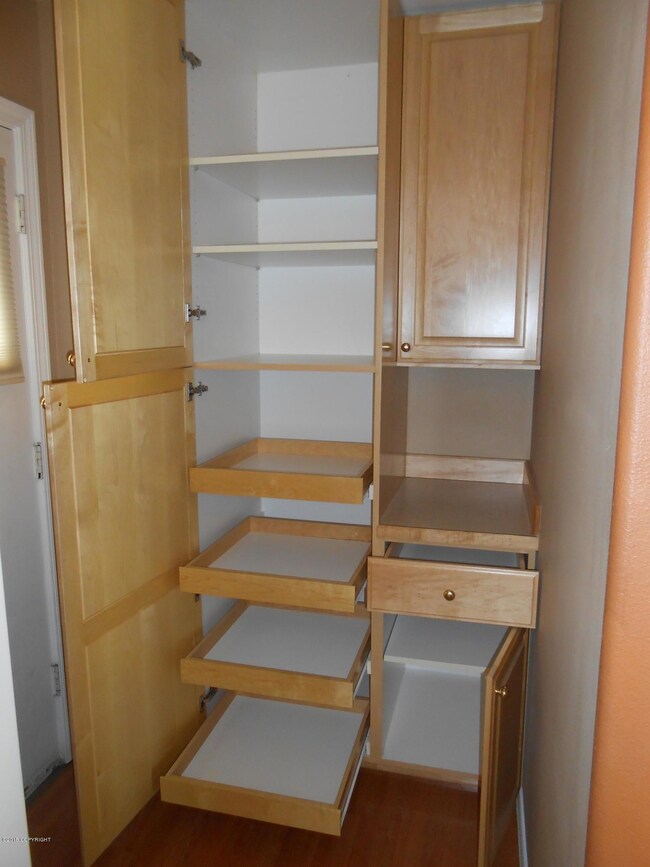 2091 Dimond Drive 024.jpg