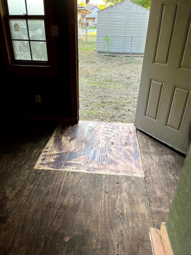 1717 N Main St, Bonham, TX 75418 - photo 6