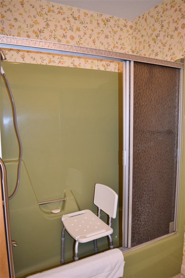 4 Cedar Glen N, South Burlington, VT 05403 - photo 7