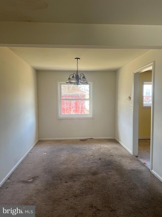 3319 Kerry Rd, Gwynn Oak, MD 21207 - photo 5