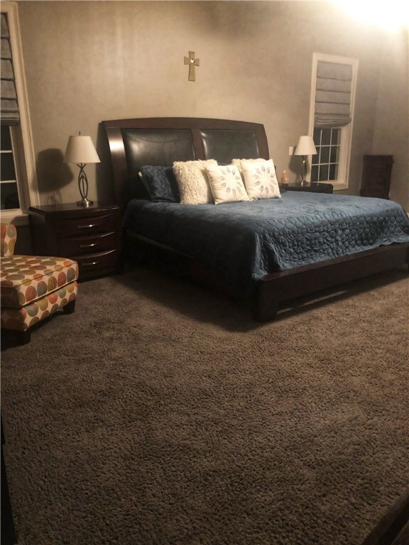 16 Braeburn Cir, Cranston, RI 02921 - photo 3