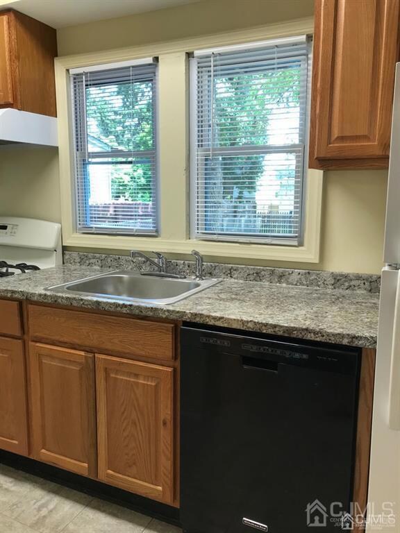 25 Garden St unit 1, Edison, NJ 08817 - photo 6