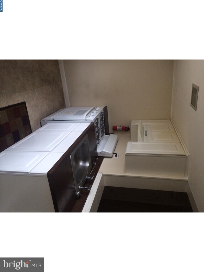 315 Morris St, Gloucester City, NJ 08030 - photo 3