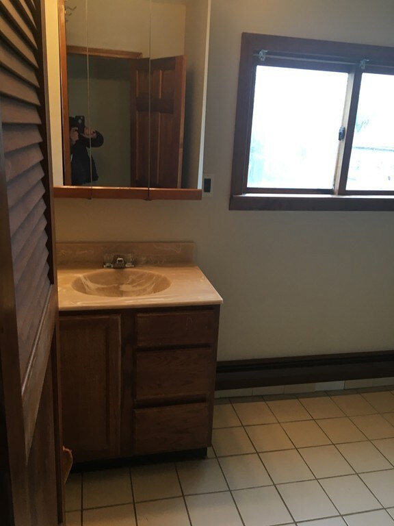 23 Heath St unit 2, Somerville, MA 02145 - photo 4