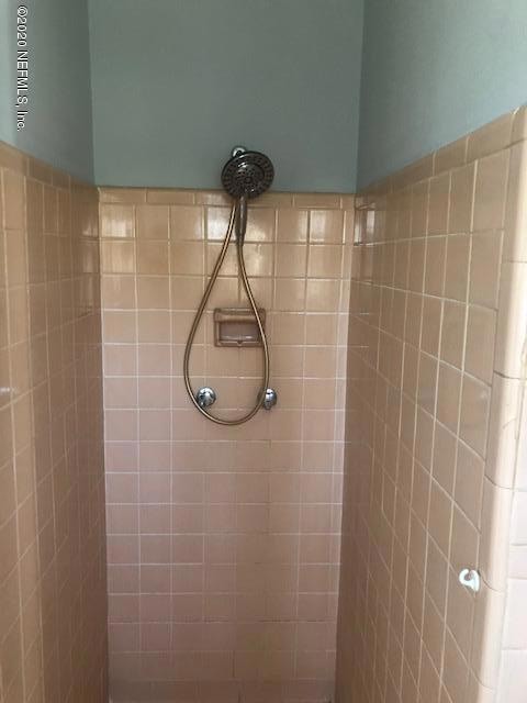 5023 Perrine Dr, Jacksonville, FL 32210 - photo 7