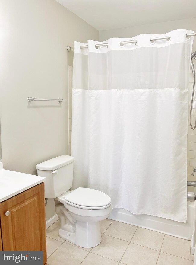 12219 Stevenson Ct unit 12219, Woodbridge, VA 22192 - photo 6