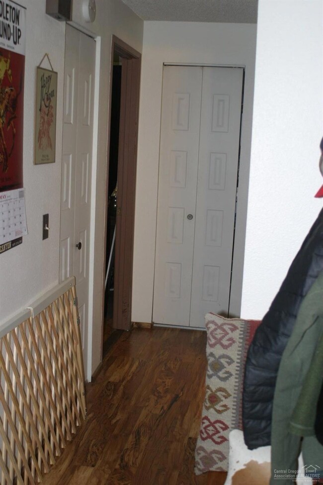 unlisted-address, Bend, OR 97702 - photo 6