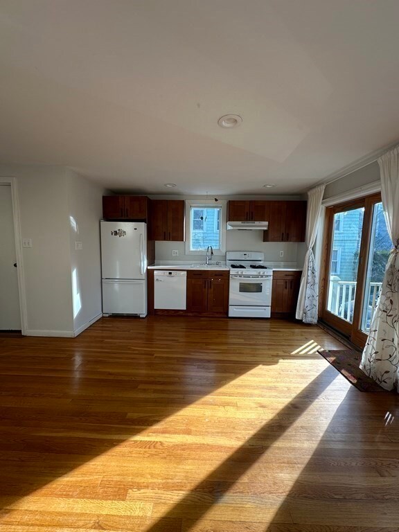 508 Franklin St unit 504, Cambridge, MA 02139 - photo 6