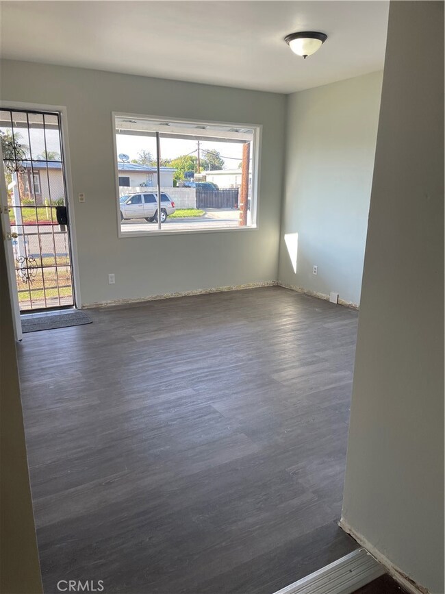 Entrance and Dining Area