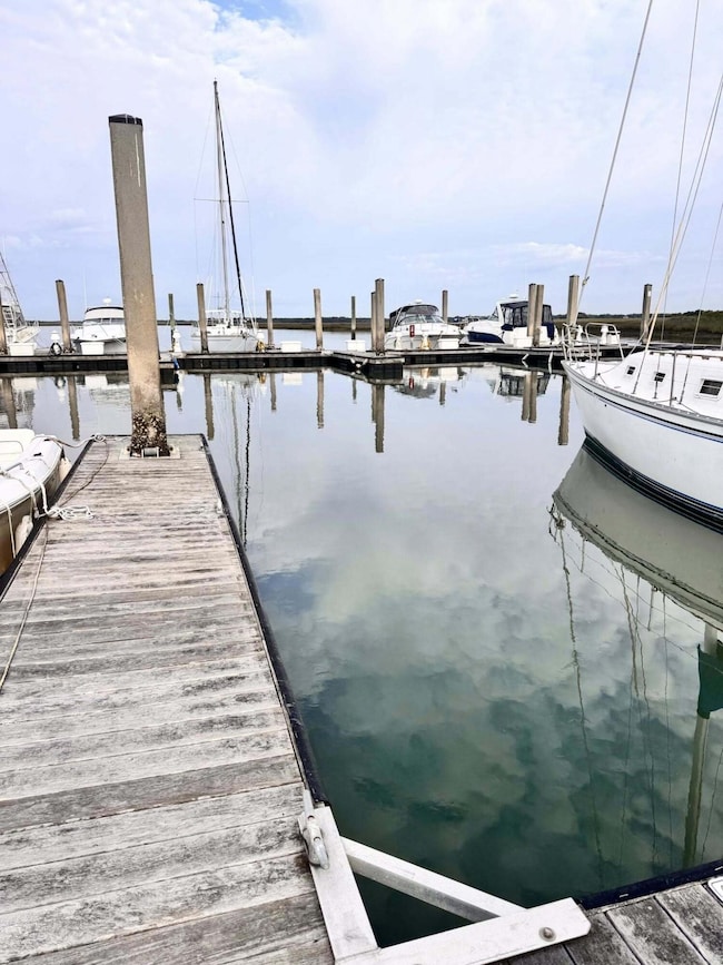 Mariners Cay Boat Slip
