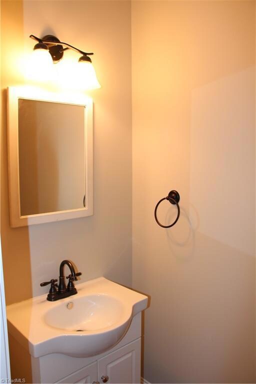 160 Twin Creeks Dr, Stokesdale, NC 27357 - photo 6