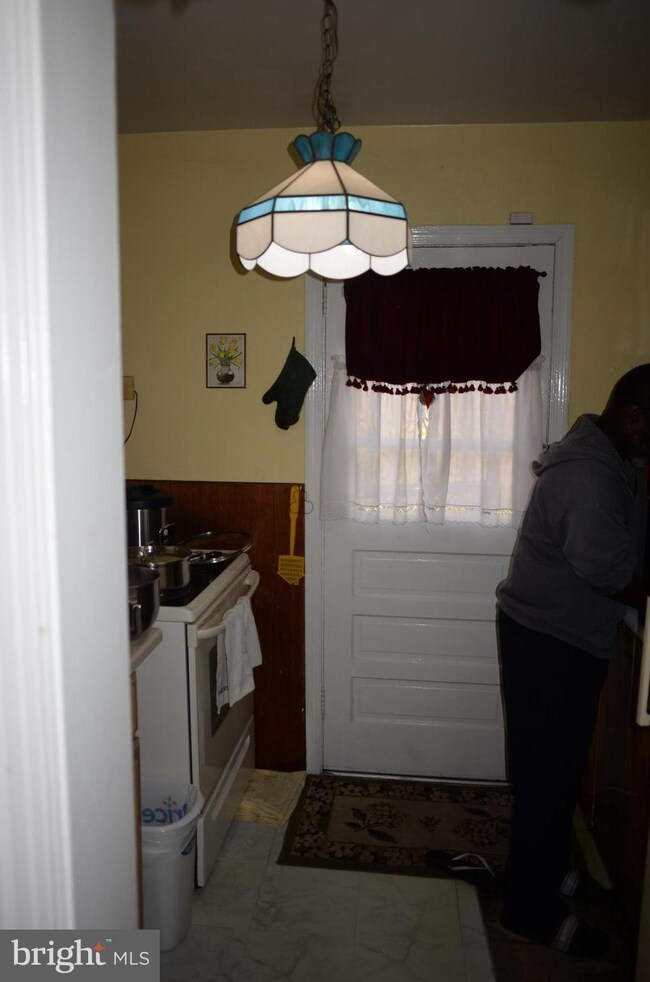 2210 Breton Dr, District Heights, MD 20747 - photo 4