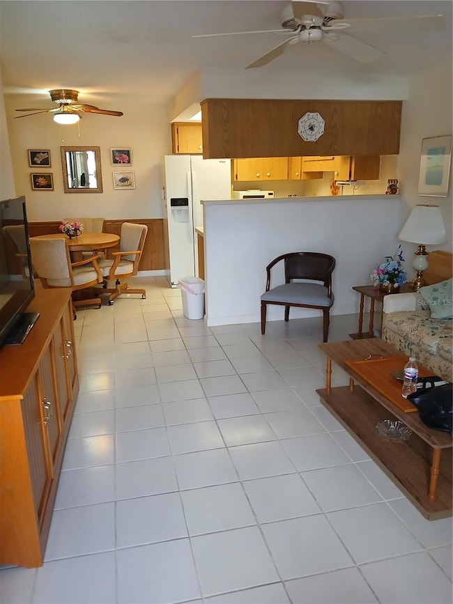 6050 Chesham Dr unit 3, New Port Richey, FL 34653 - photo 4