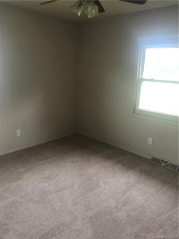 250 Bell Farm Rd, Statesville, NC 28625 - photo 6