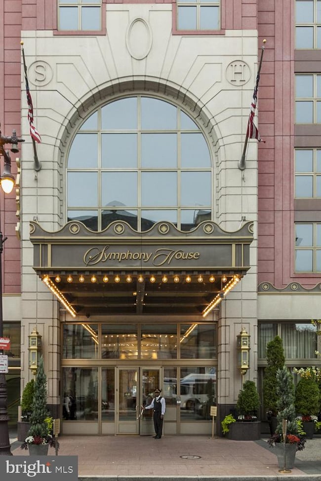 Symphony House Condominiums unit 1004, Philadelphia, PA 19146 - photo 2