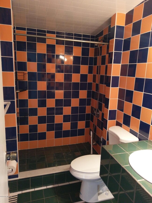 full bath