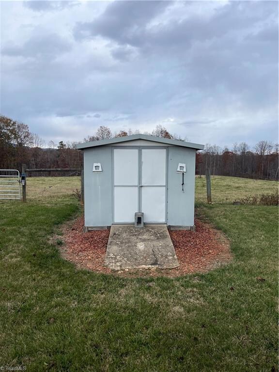 6639 N Carolina 66, King, NC 27021 - photo 6