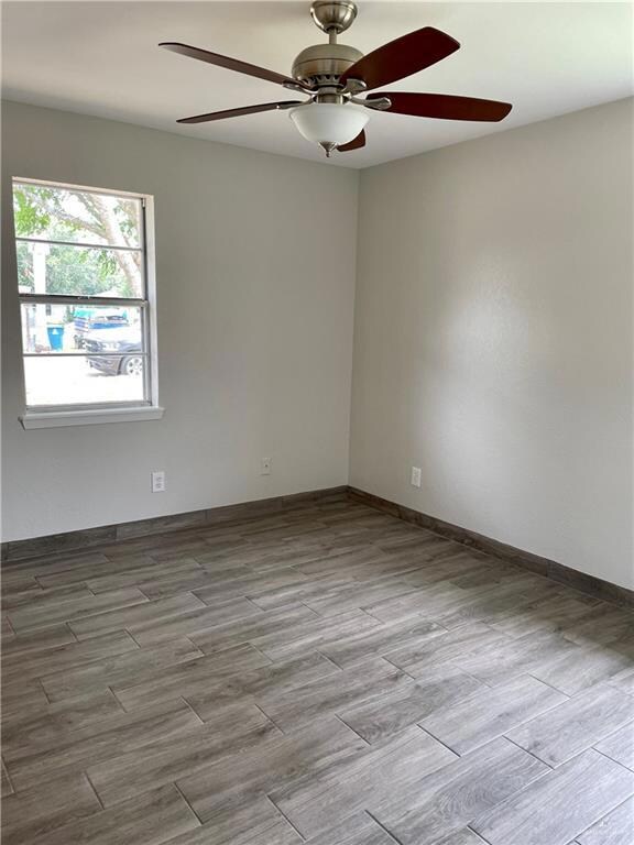 107 McAllen St, Donna, TX 78537 - photo 6