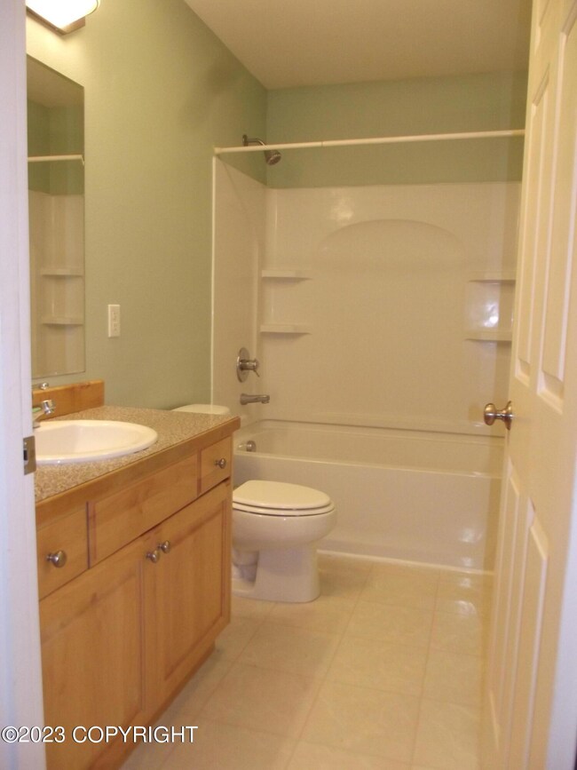 620 W Roy Rd unit 4, Wasilla, AK 99654 - photo 2