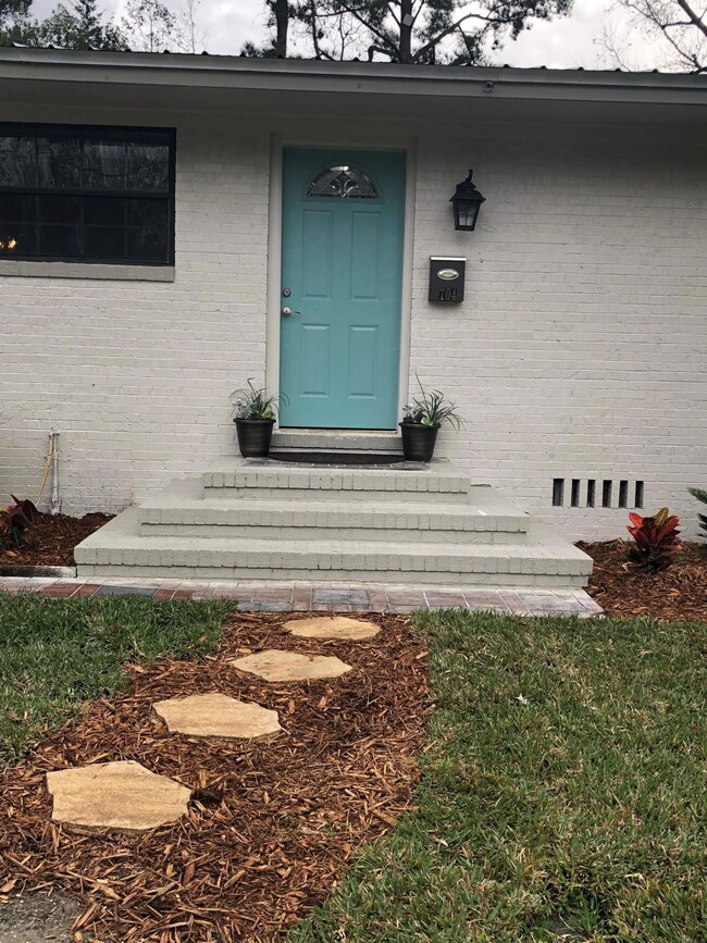 704 Grove Park Blvd, Jacksonville, FL 32216 - photo 5