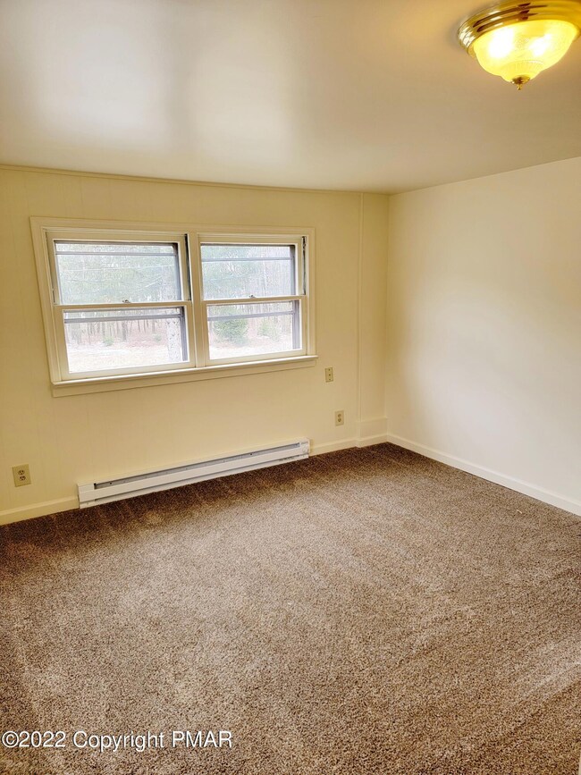 117 Maggie Way, Effort, PA 18330 - photo 4