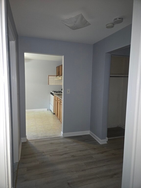 6 Venice St unit F1, Danvers, MA 01923 - photo 7