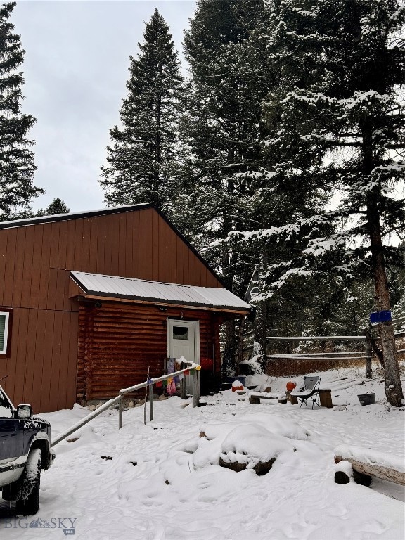 37329 Gallatin Rd, Gallatin Gateway, MT 59730 - photo 2