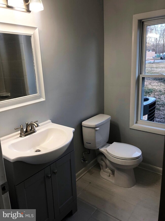 14 Lincoln Ave, New Castle, DE 19720 - photo 5