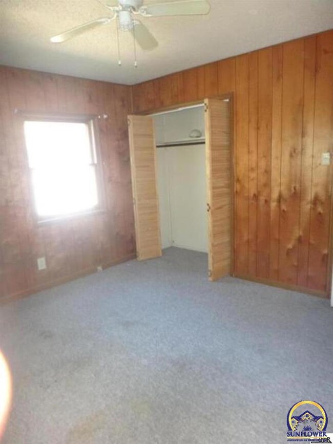 3636 SW Clare Ave, Topeka, KS 66611 - photo 4