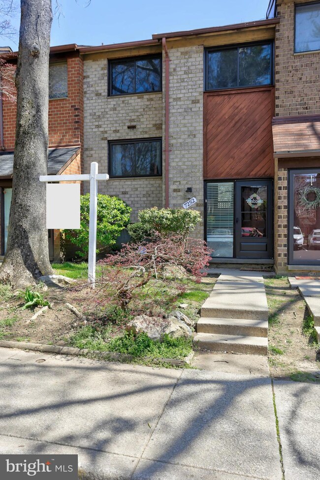 7252 Lasting Light Way, Columbia, MD 21045 - photo 2