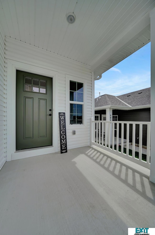 8501 Lost Arrow Ct, Lincoln, NE 68507 - photo 4